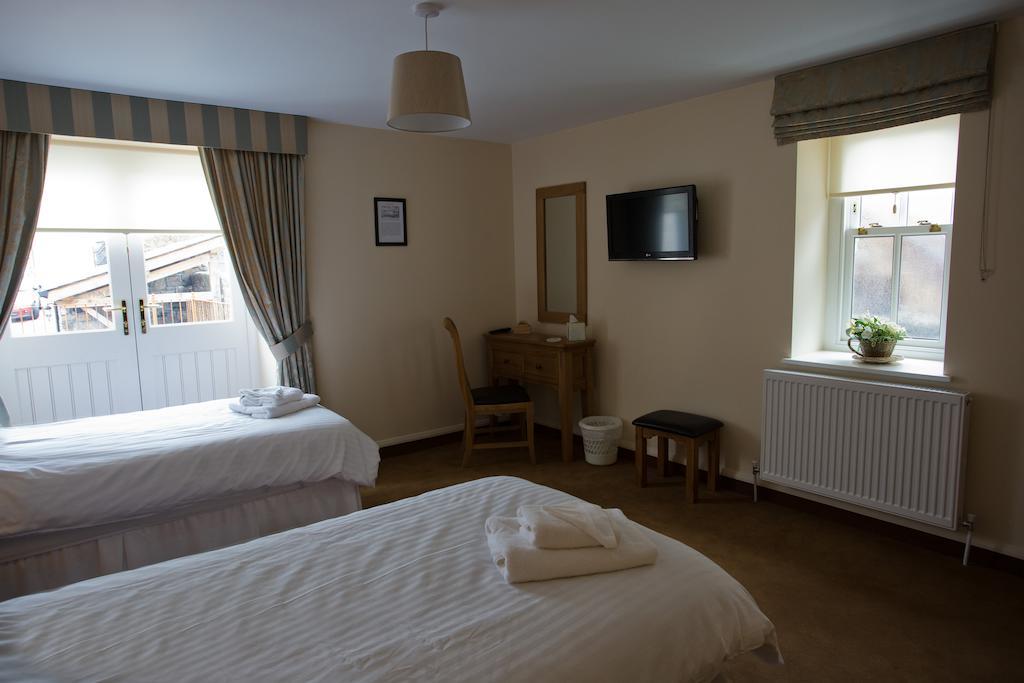 Cambrian Inn Tredegar Ruang foto